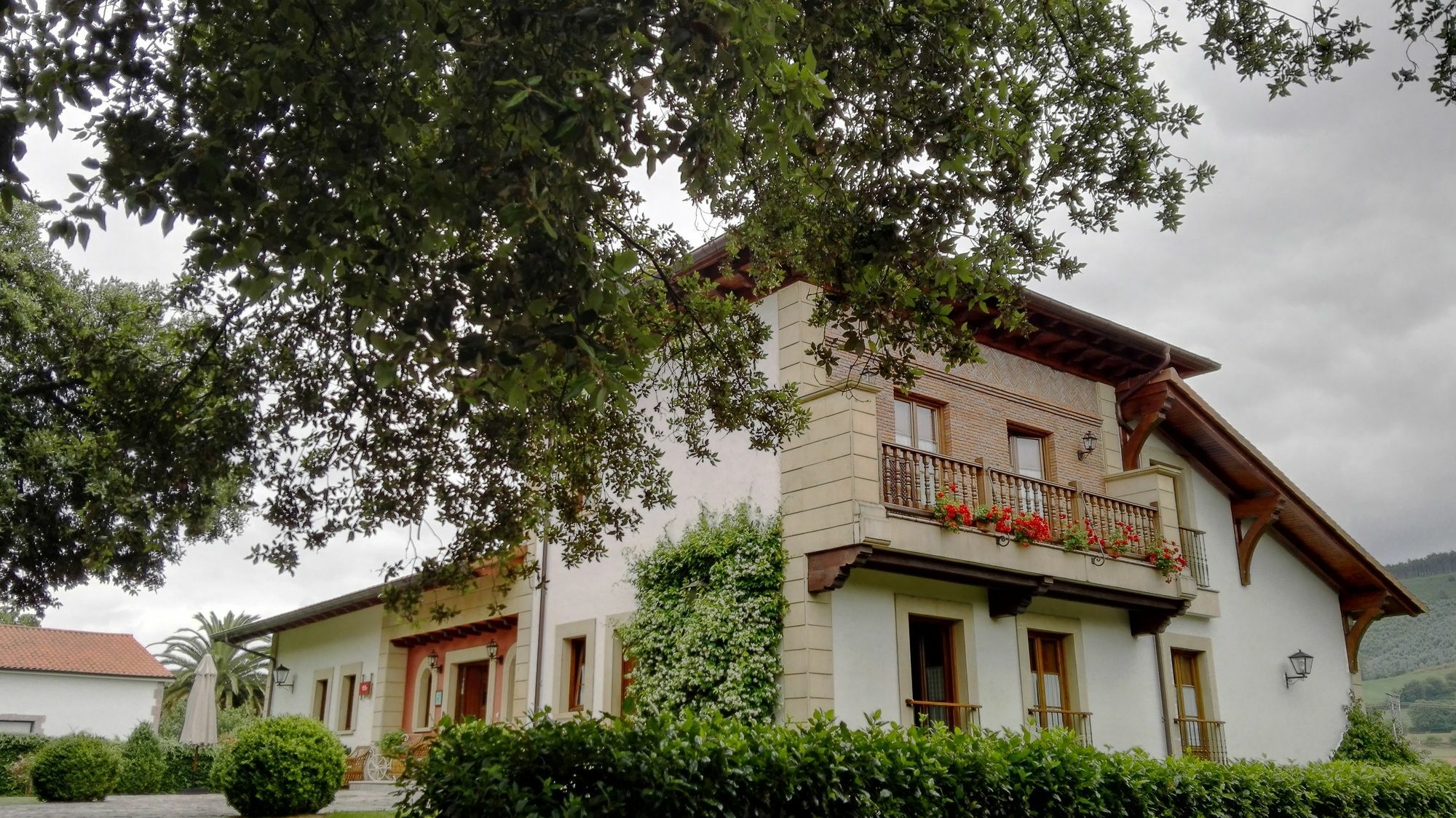 Hotel Posada La Robleda (Adults Only) Arnuero Eksteriør bilde
